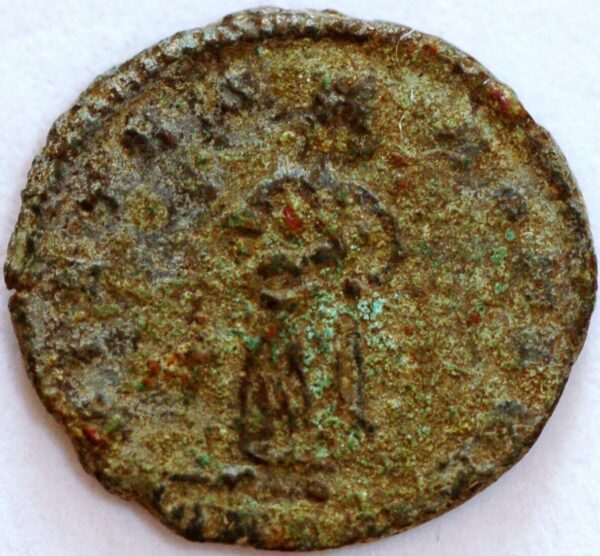 Roman ancient Undetified coin  - Image 2